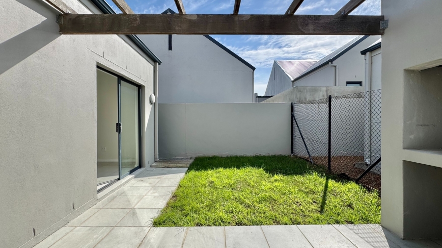3 Bedroom Property for Sale in Aan de Wijnlanden Western Cape